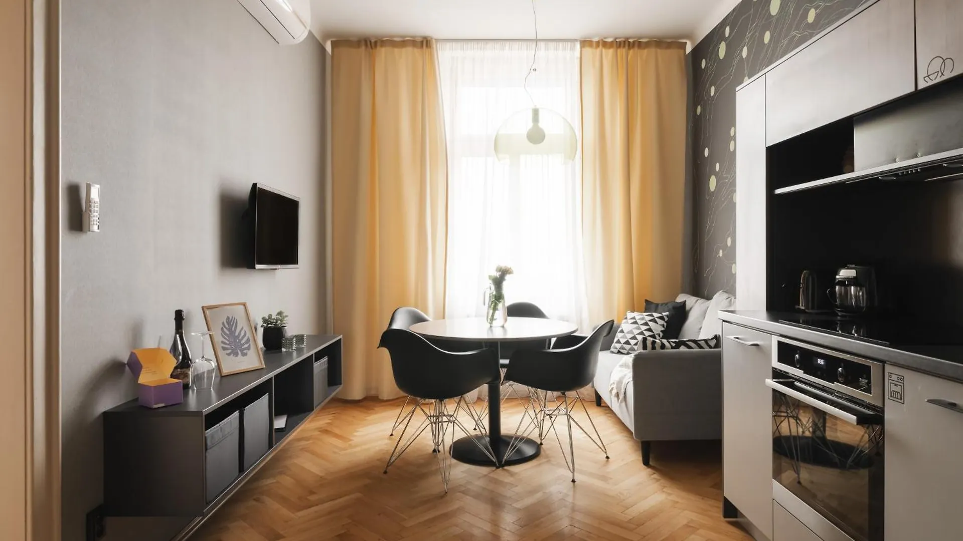 Francouzska Suites Praga 0*,